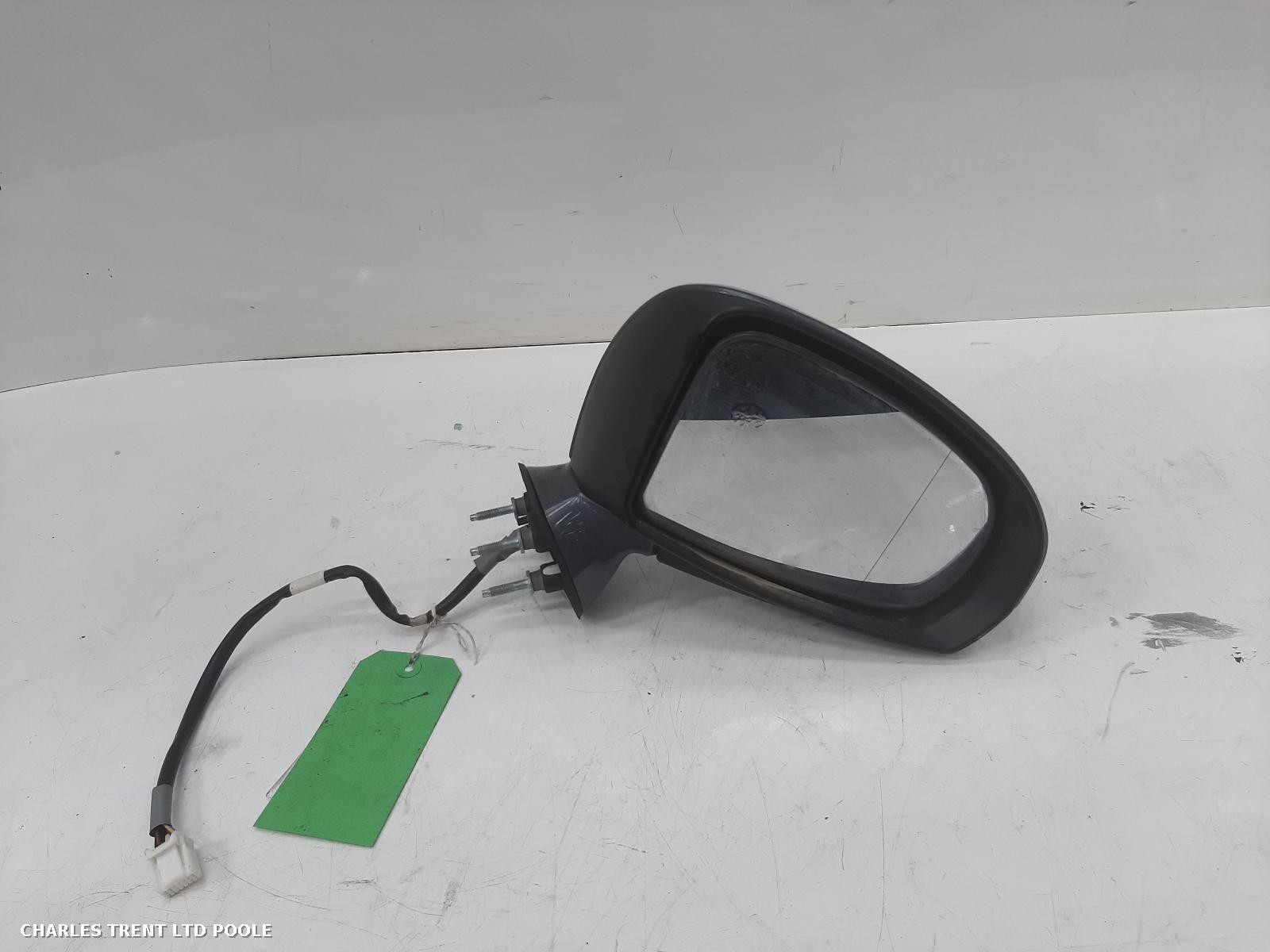 2009 - TOYOTA - AVENSIS - DOOR MIRROR / WING MIRROR (RIGHT / DRIVER SIDE)