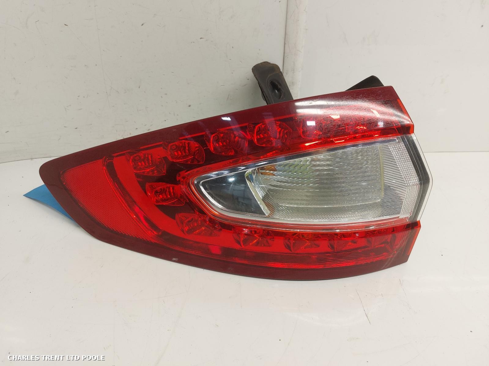 2016 - FORD - MONDEO - TAIL LIGHT / REAR LIGHT (LEFT / PASSENGER SIDE)