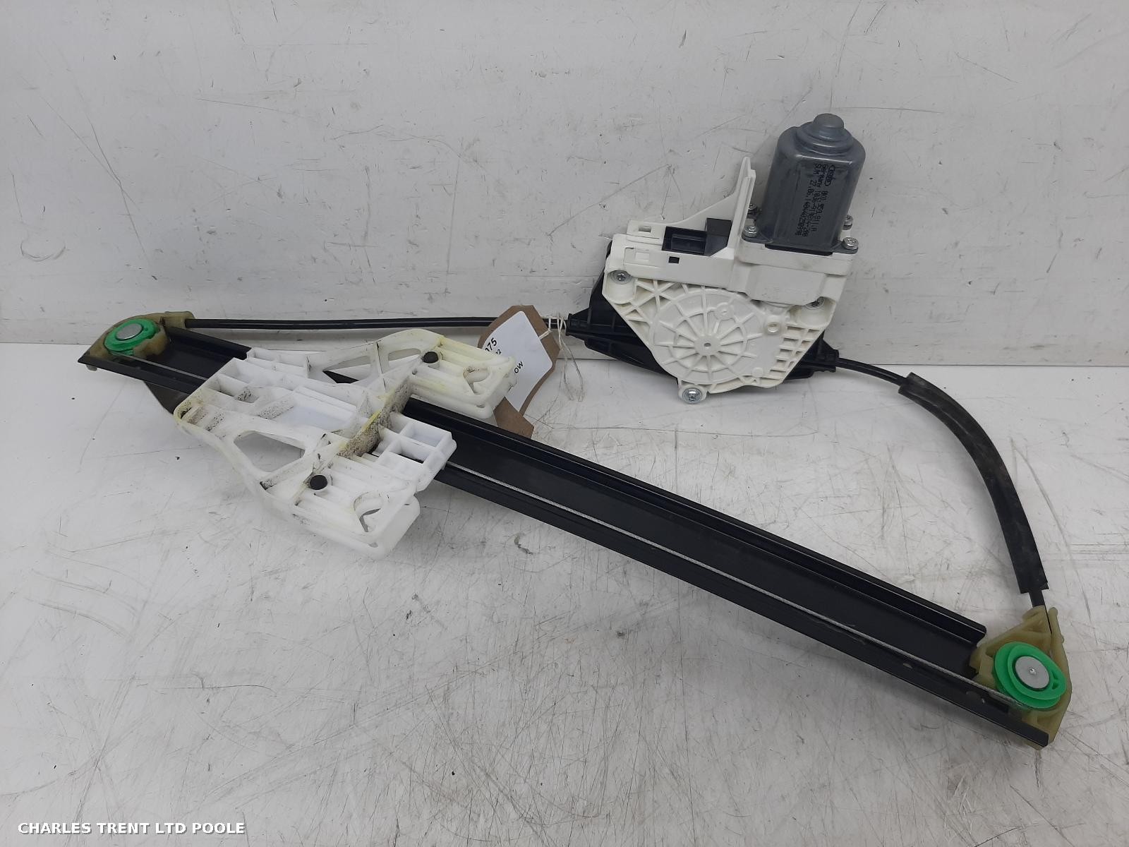 2014 - AUDI - Q3 - WINDOW MOTOR (REAR - LEFT / PASSENGER SIDE)