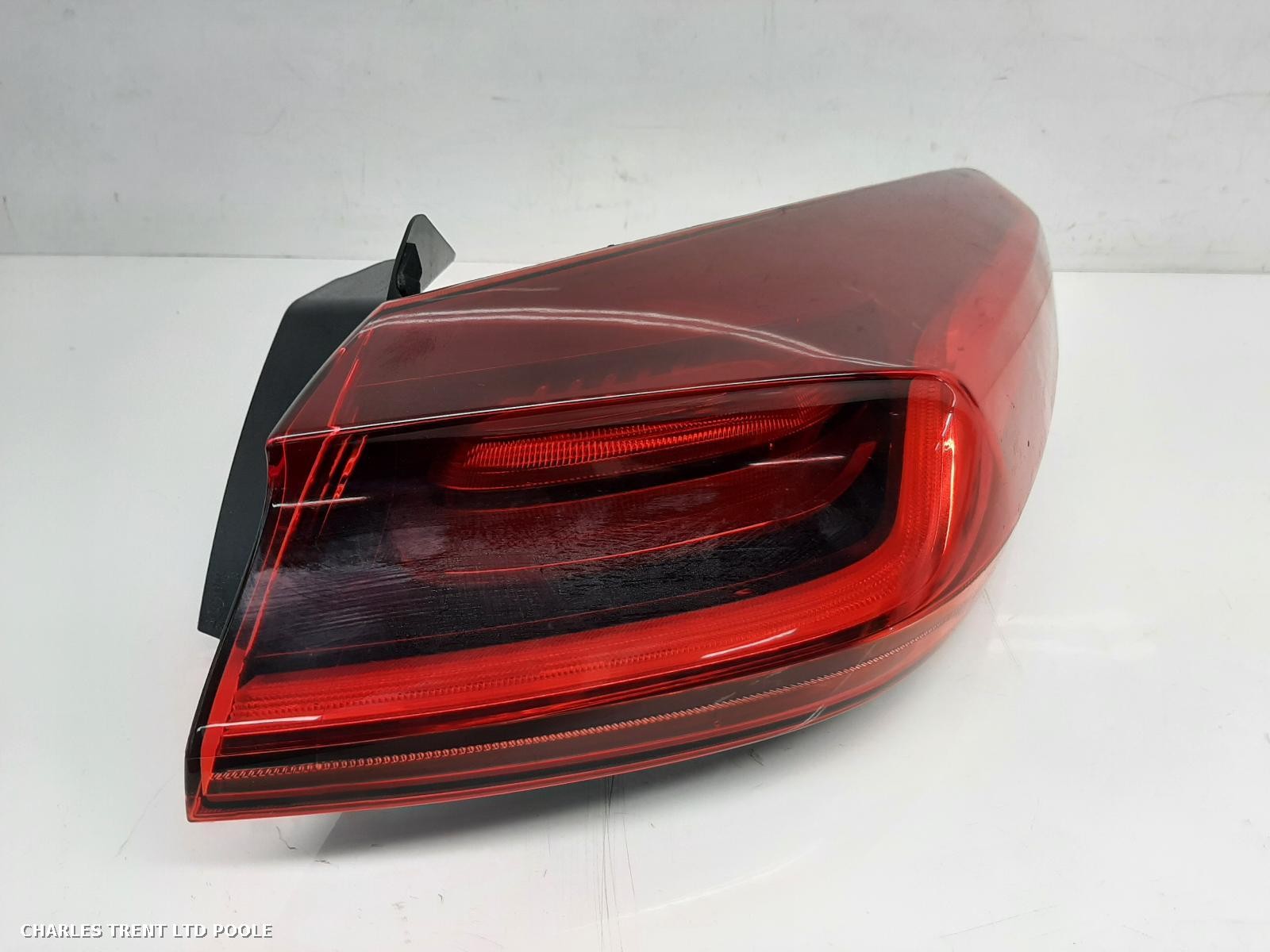 2021 - KIA - XCEED - TAIL LIGHT / REAR LIGHT (RIGHT / DRIVER SIDE)