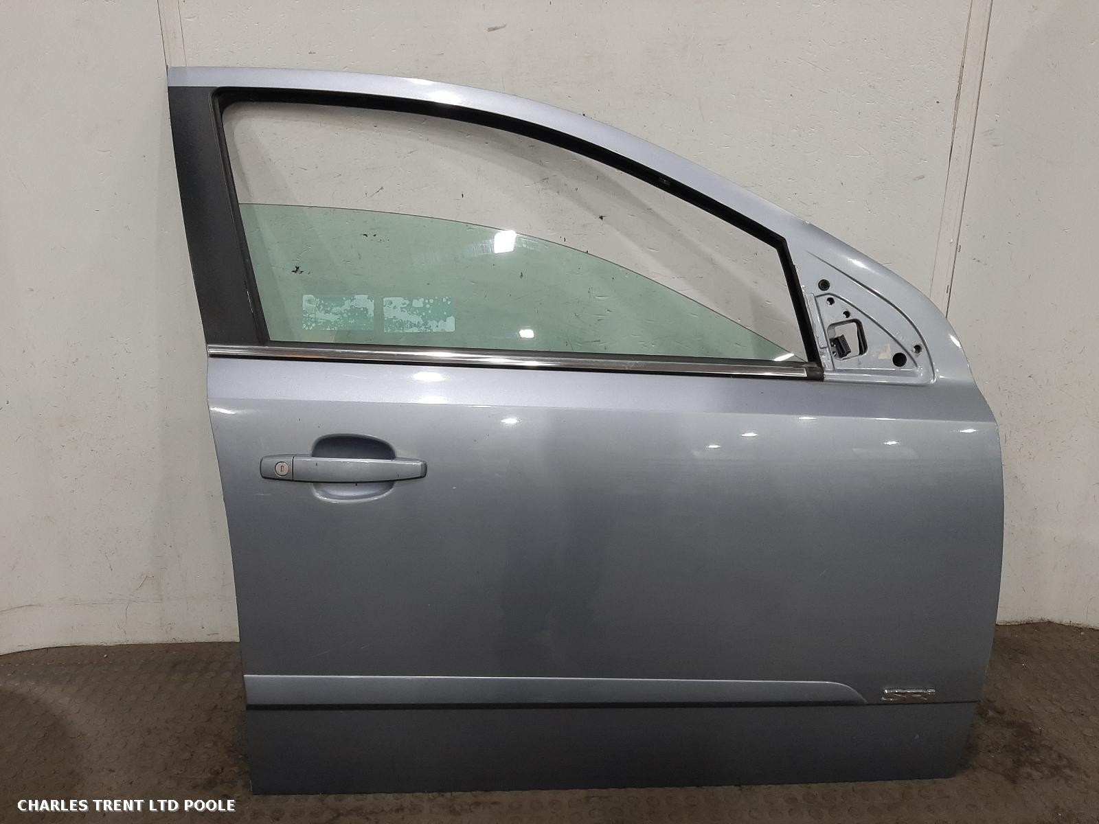 2010 - VAUXHALL - ASTRA - DOOR (FRONT - RIGHT / DRIVER SIDE)