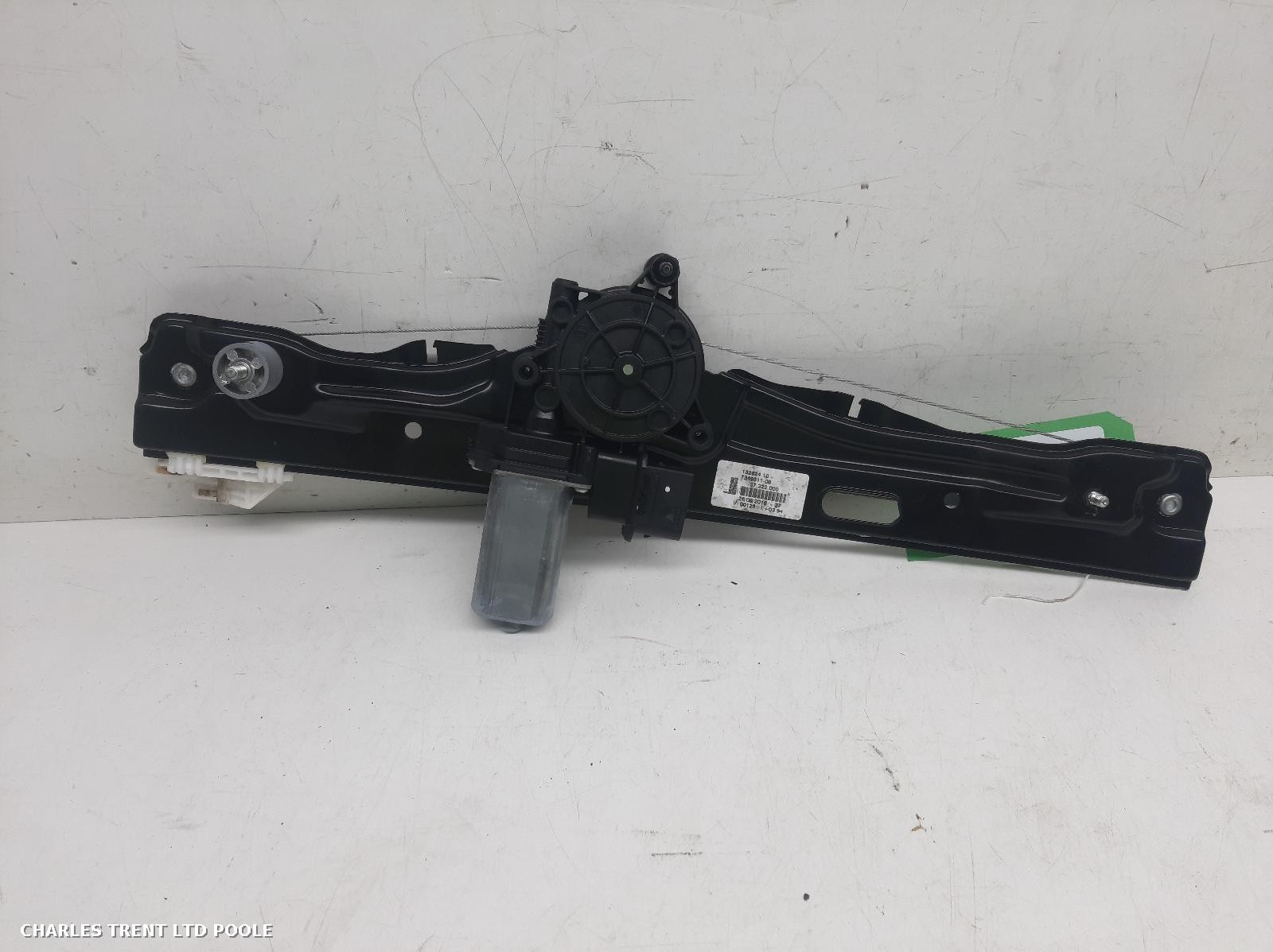 2016 - BMW - X1 - WINDOW MOTOR (REAR - LEFT / PASSENGER SIDE)