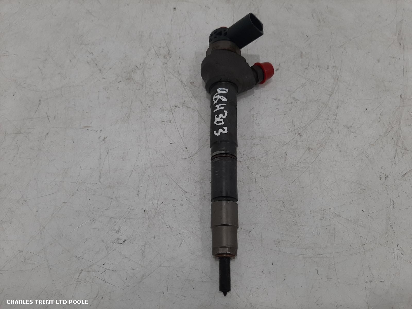 2014 - SEAT - LEON - FUEL INJECTOR