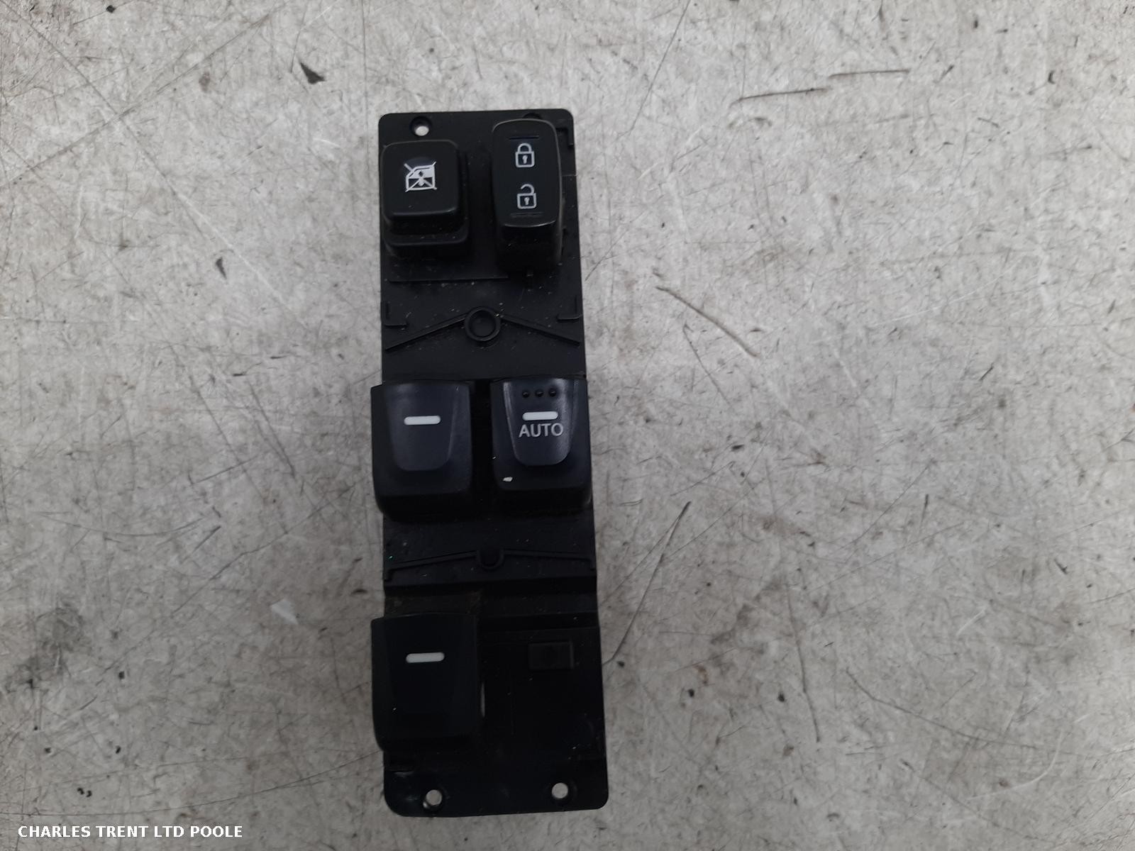 2012 - HYUNDAI - VELOSTER - WINDOW SWITCH