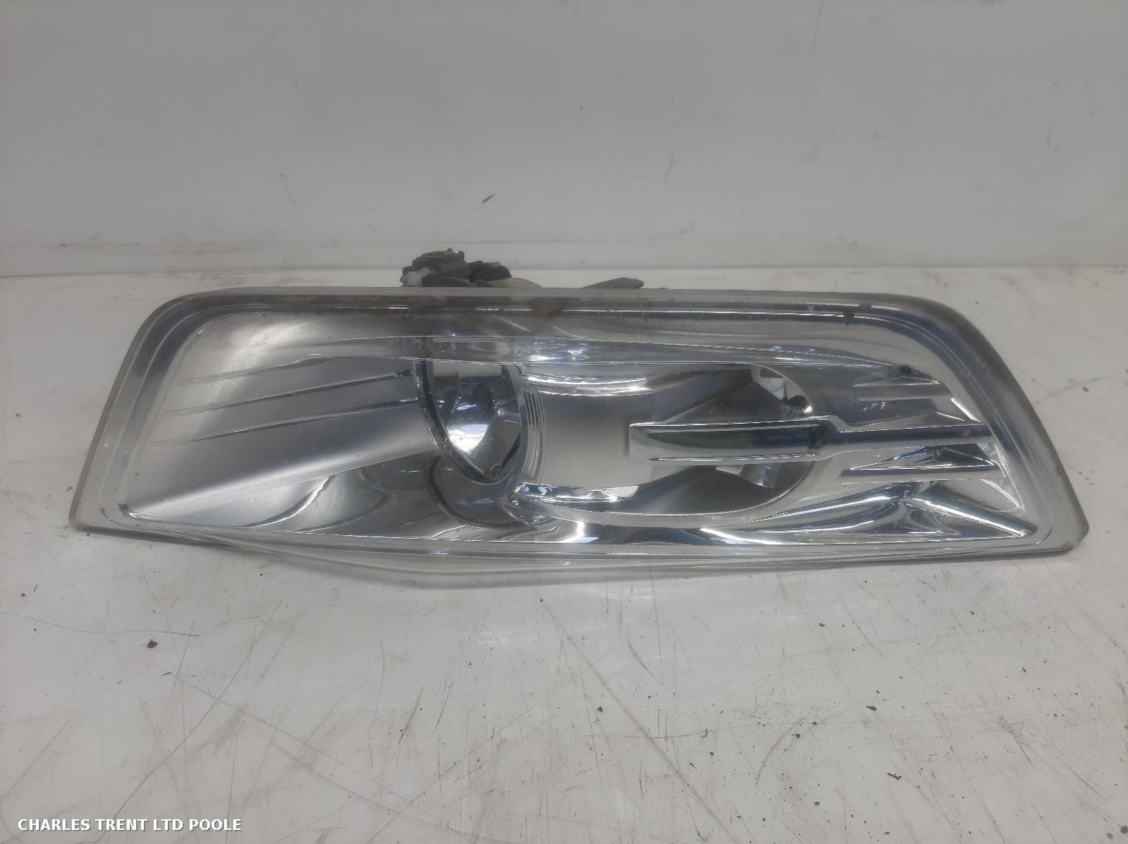 2010 - FORD - GALAXY - FOG LIGHT / FOG LAMP