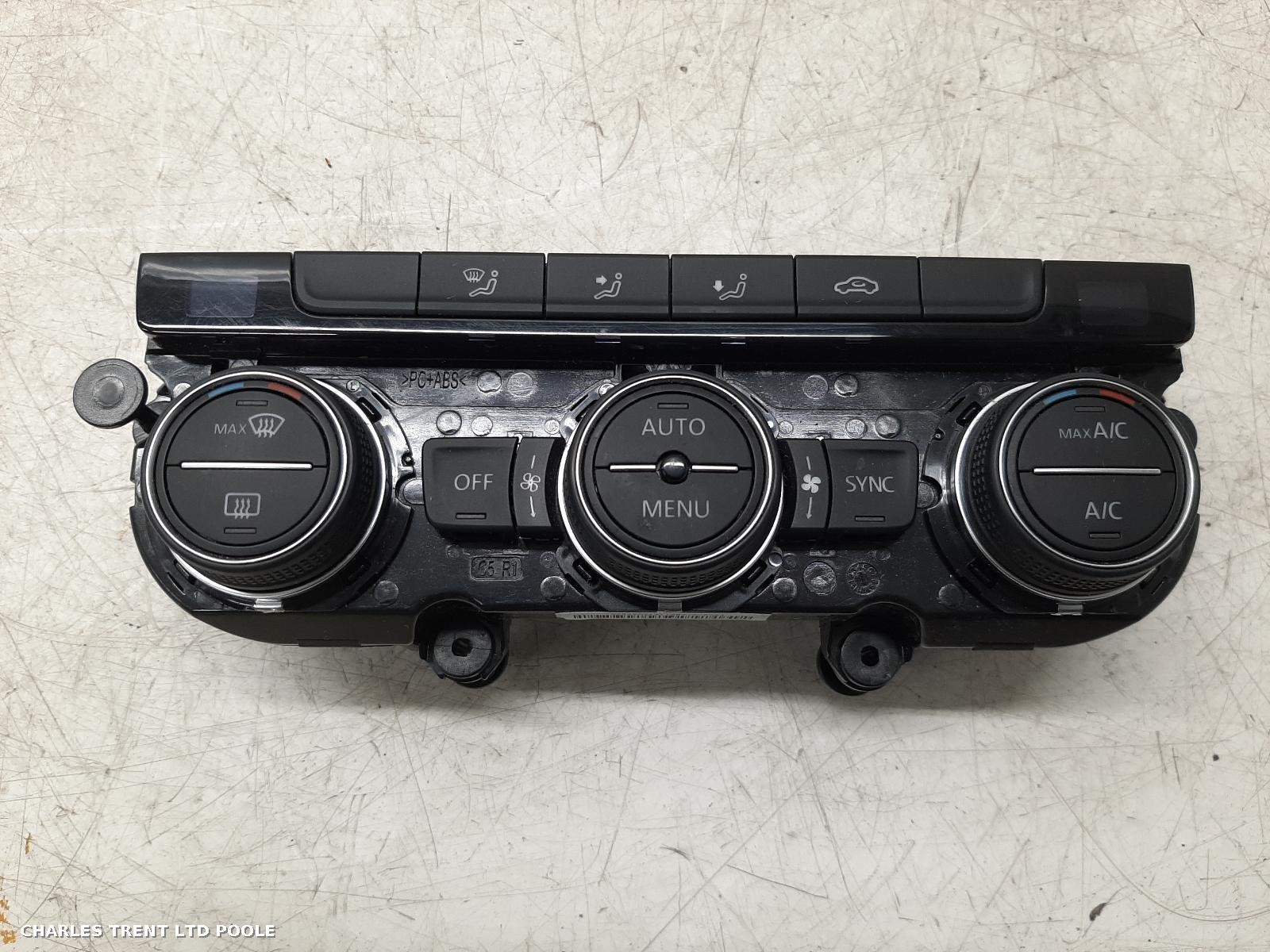 2020 - VOLKSWAGEN - T-ROC - HEAT_AC_CONTROLLER