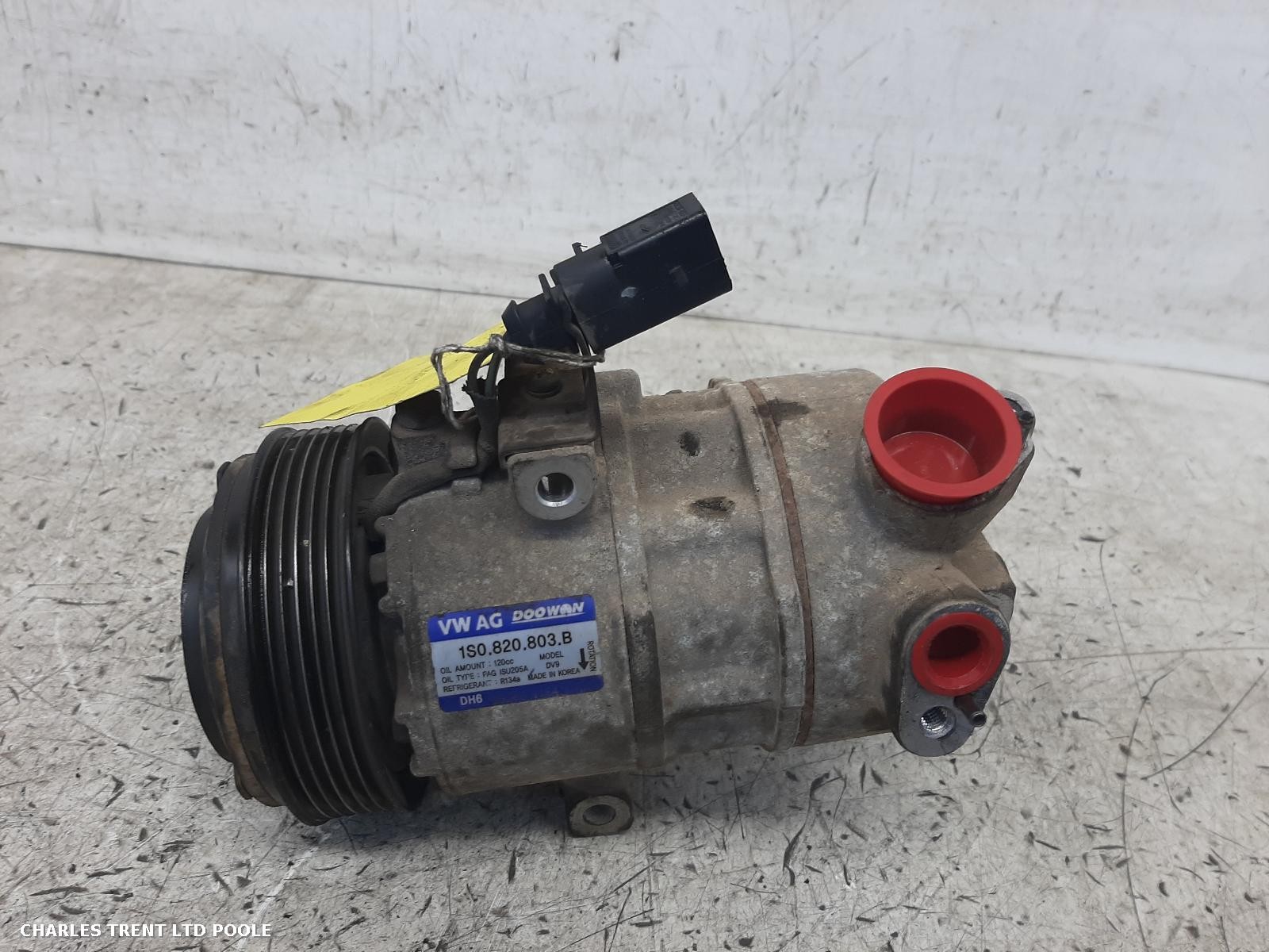 2012 - VOLKSWAGEN - UP - AC COMPRESSOR