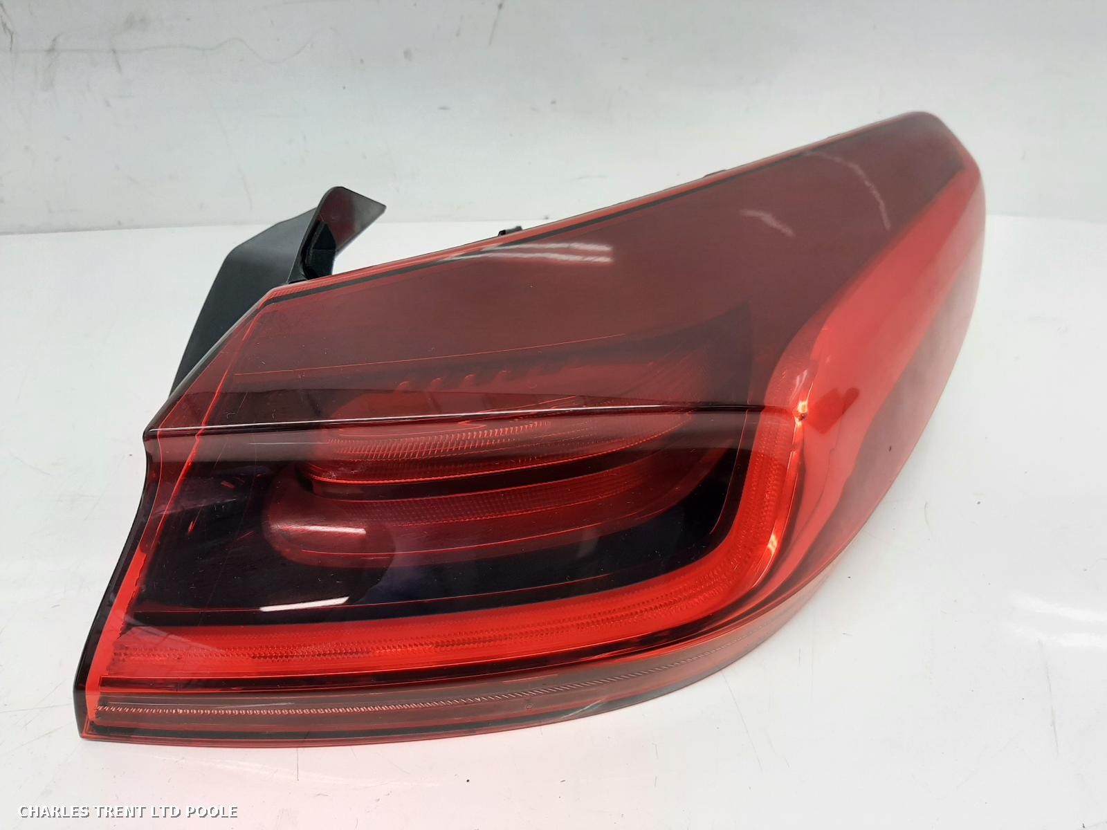 2021 - KIA - XCEED - TAIL LIGHT / REAR LIGHT (RIGHT / DRIVER SIDE)