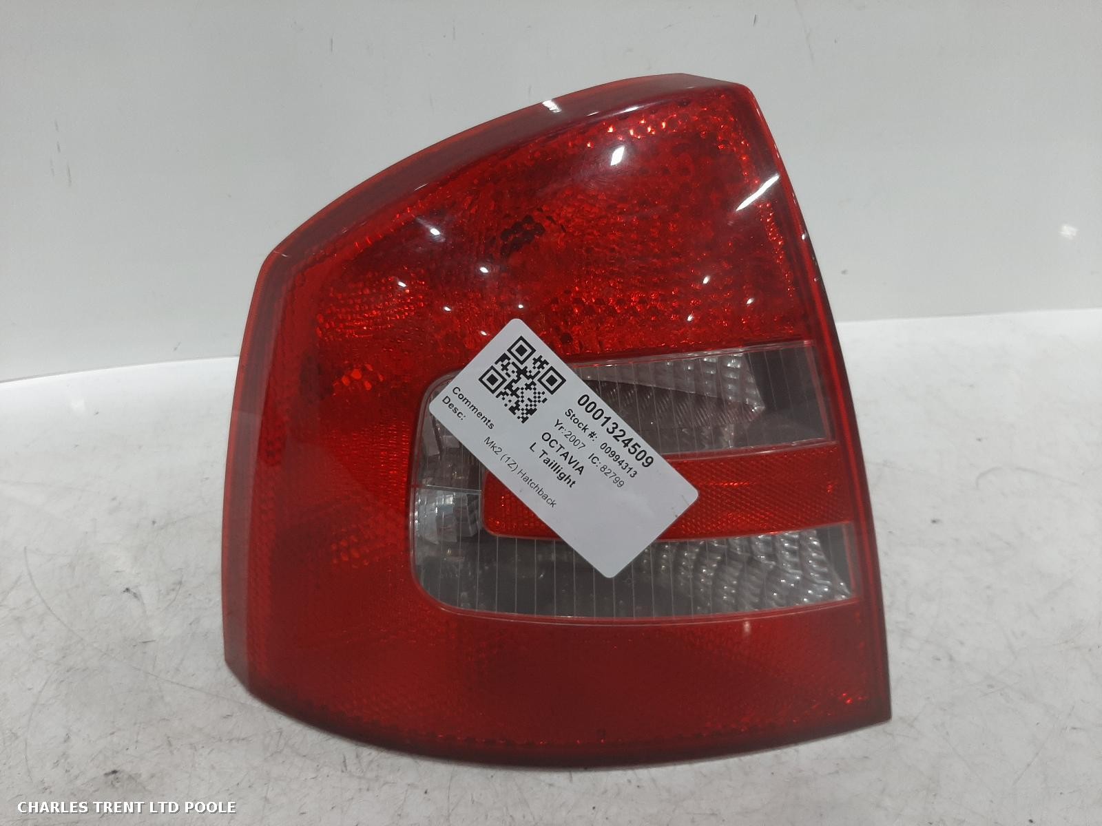 2007 - SKODA - OCTAVIA - TAIL LIGHT / REAR LIGHT (LEFT / PASSENGER SIDE)