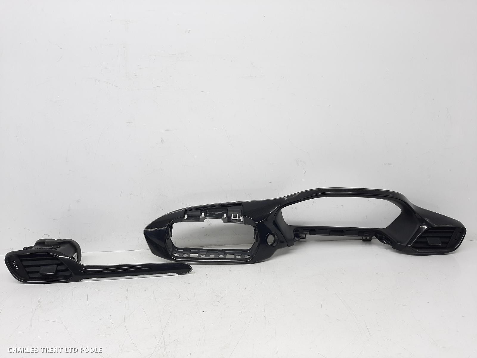 2021 - FORD - PUMA - TRIM PANEL