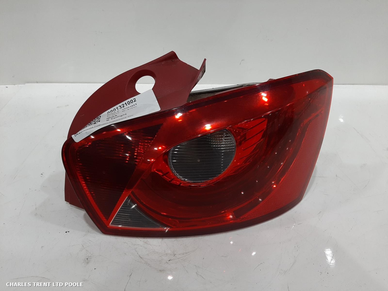 2010 - SEAT - IBIZA - TAIL LIGHT / REAR LIGHT (RIGHT / DRIVER SIDE)