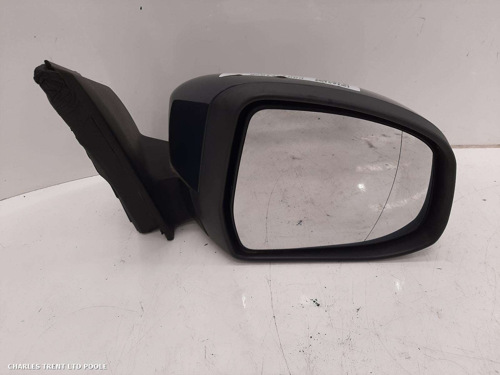 2013 - FORD - FOCUS - DOOR MIRROR / WING MIRROR (RIGHT / DRIVER SIDE)