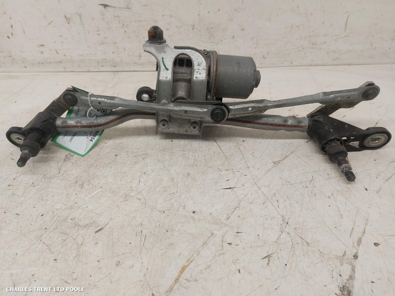 2019 - FORD - ECOSPORT - WIPER MOTOR (FRONT)