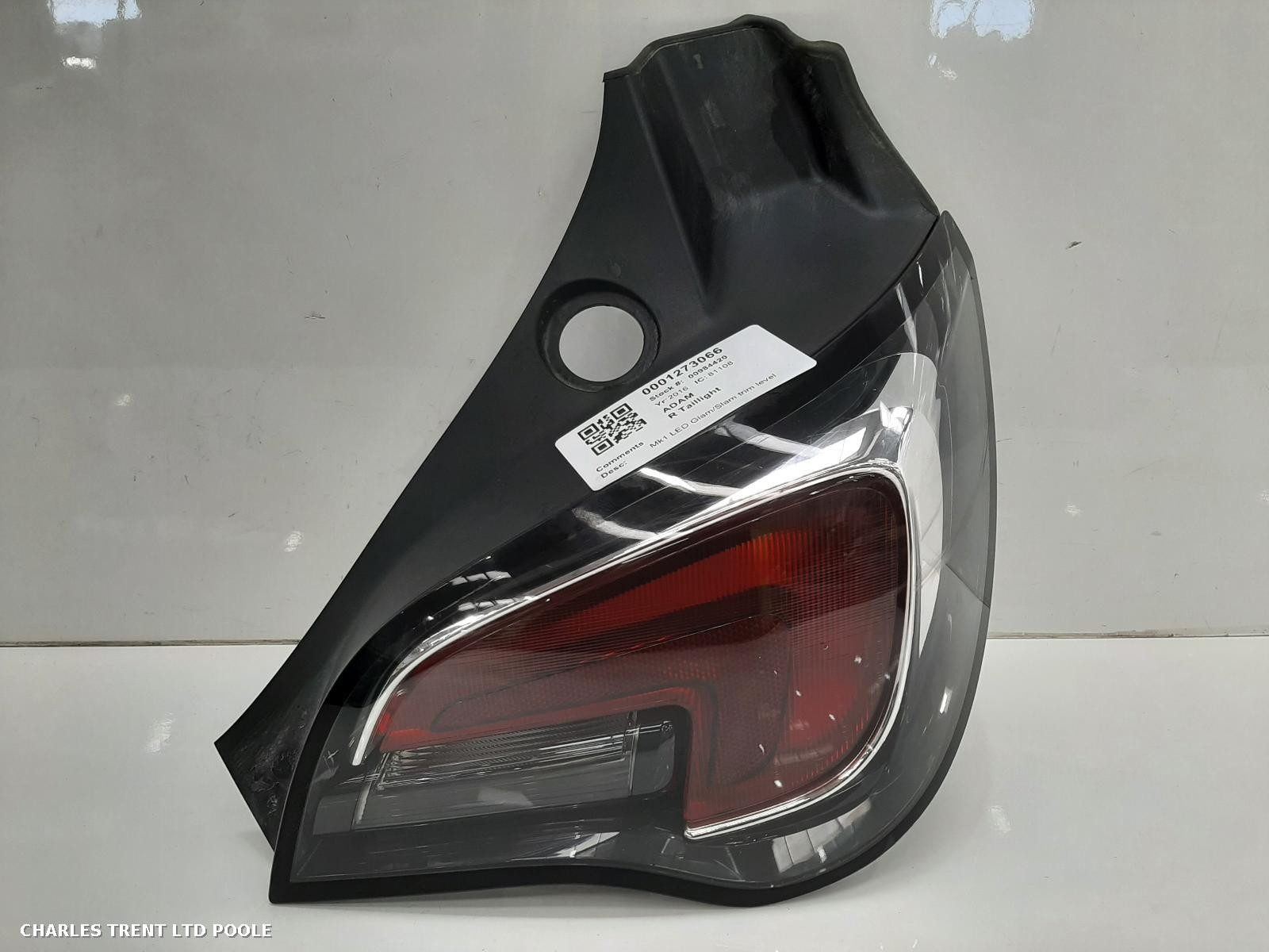 2016 - VAUXHALL - ADAM - TAIL LIGHT / REAR LIGHT (RIGHT / DRIVER SIDE)