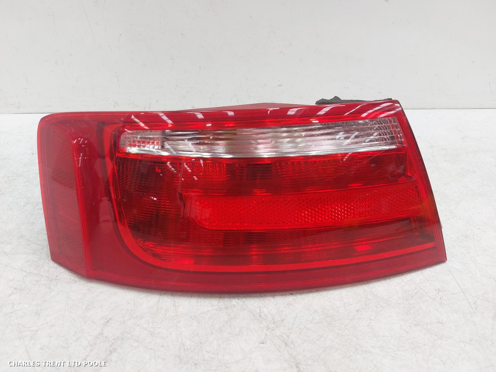 2010 - AUDI - A5 - TAIL LIGHT / REAR LIGHT (LEFT / PASSENGER SIDE)