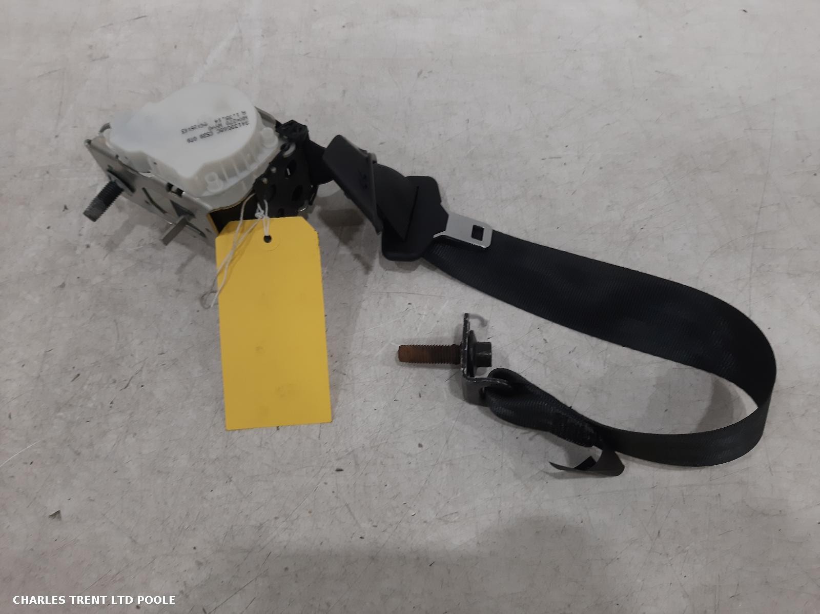 2014 - FORD - KUGA - SEAT BELT