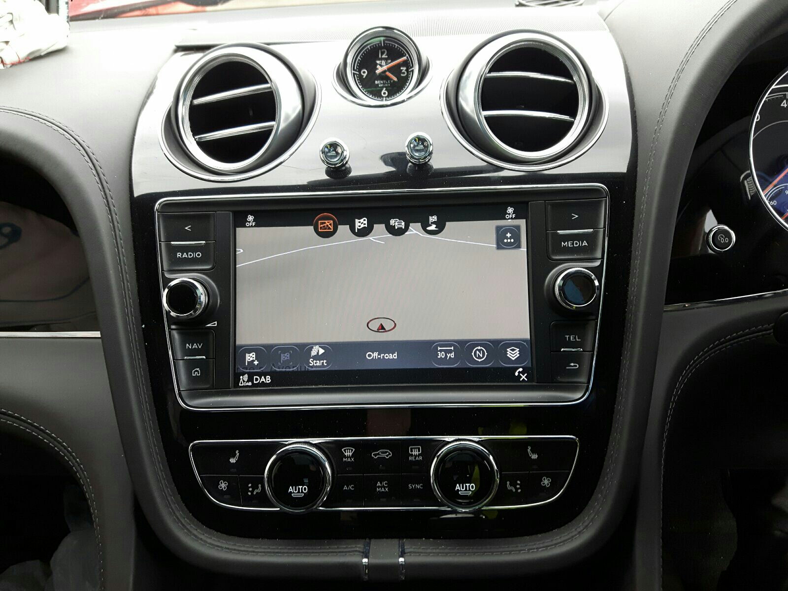 Bentley Bentayga W12 Auto - Dash